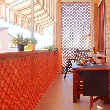 Arzilli Apartment *