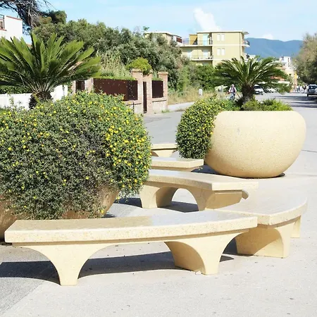 Arzilli Apartment Follonica